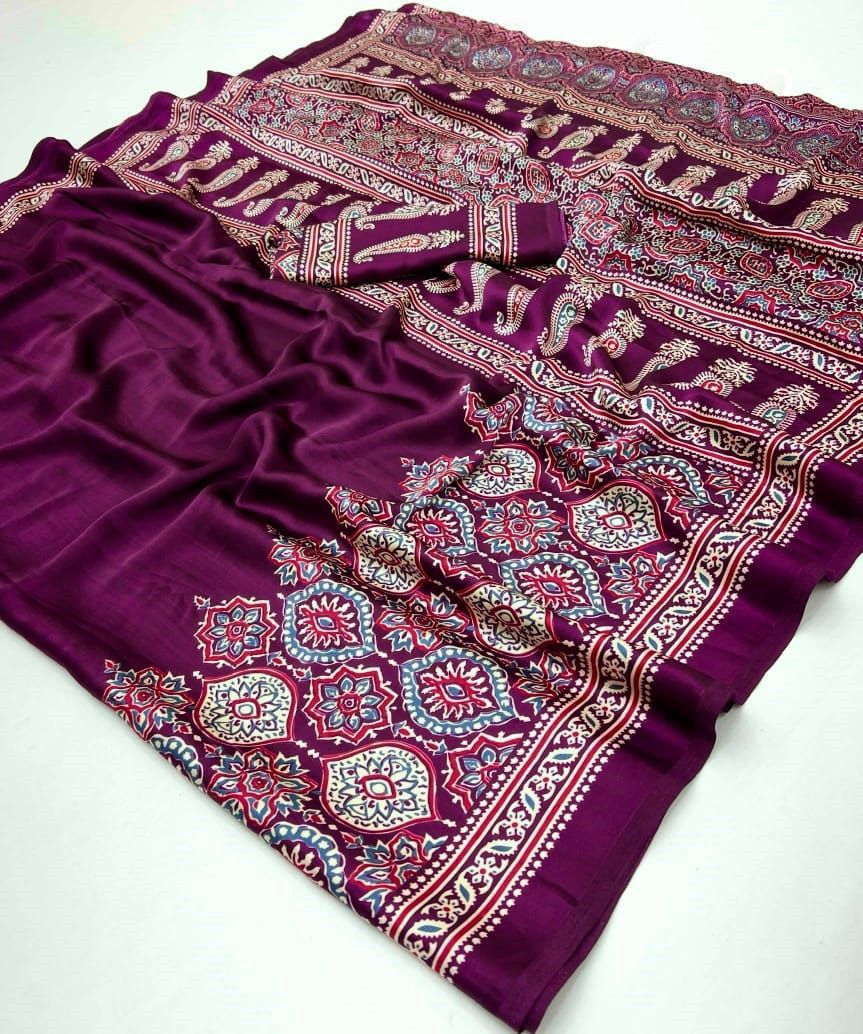 MAGENTA HALF BORDER AJRAKH SAREE.