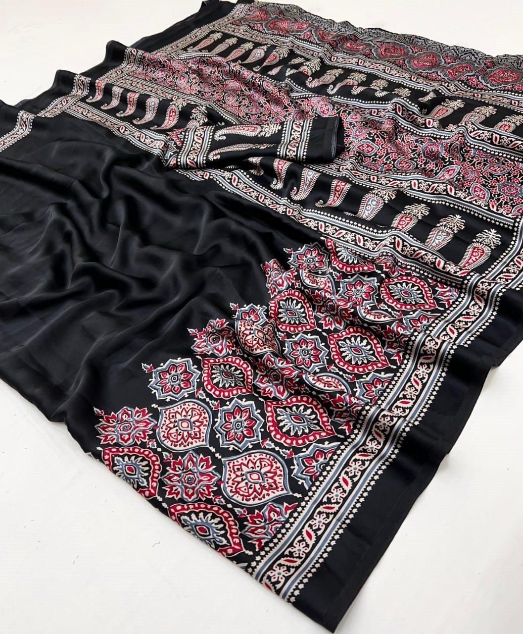 BLACK HALF BORDER AJRAKH SAREE.