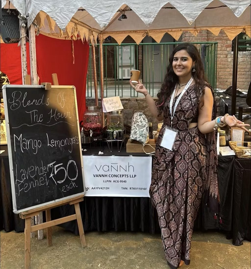 BLACK AJRAKH SAREE WITH UNSTITCHED BLOUSE PCS.
